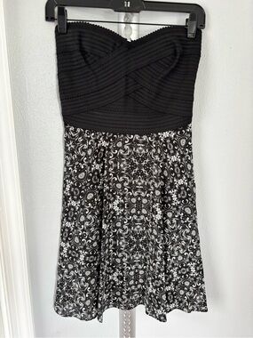 Express Strapless Black Bodice with Black-and-White Patterned Skirt Dress